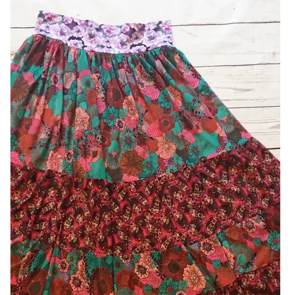 Maaji maxi skirt cover up in cherry red glory Medium - Picture 7 of 15